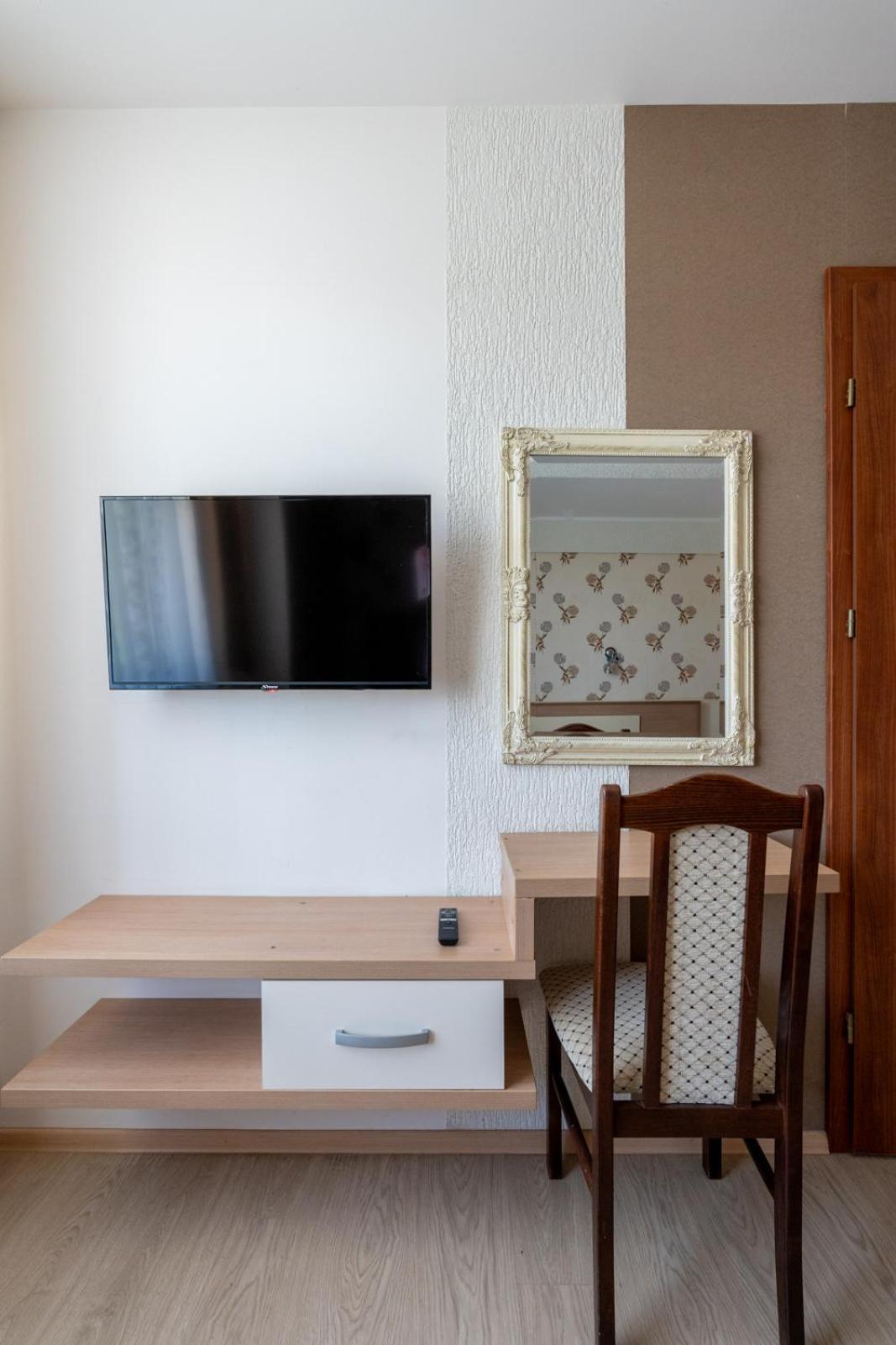 Faraway Aparthotel Near Vienna Airport With Anytime Self Check In Bruck an der Leitha Cameră foto
